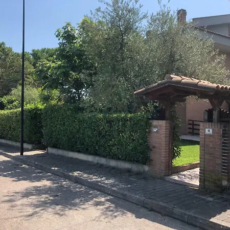 Casa Belvedere ゲストハウス チッタ・サンタンジェロ